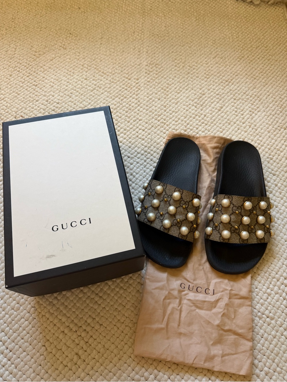 Gucci Women's Pursuit Pearl Stud Pool Slide Sandals size 37
